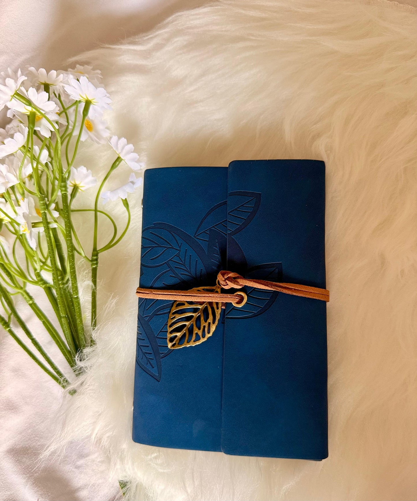Vintage Leaf Embossed Handmade Leather Journal – Pocket Size Loose-Leaf Travel Notebook